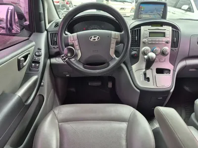 Hyundai Starex 2016, 77000 км, за 7729.31 USD - фото 11