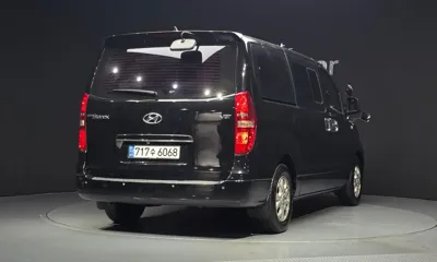 Hyundai Starex 2015, 110226 км, за 5616.12 USD