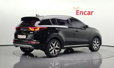 Kia Sportage 2016, 126783 км, за 5667.76 USD