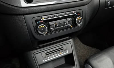Volkswagen Tiguan 2014, 135542 км, за 4360.75 USD - фото 17