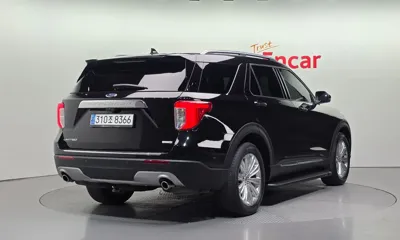 Ford Explorer 2020, 124352 км, за 16158.69 USD