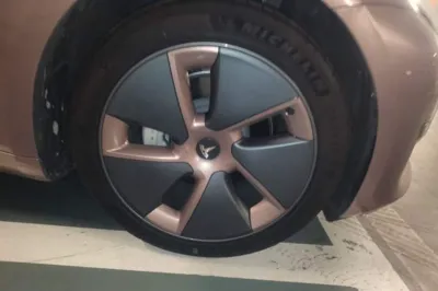 Tesla Model 3 2021, 13900 км, за 21832 USD