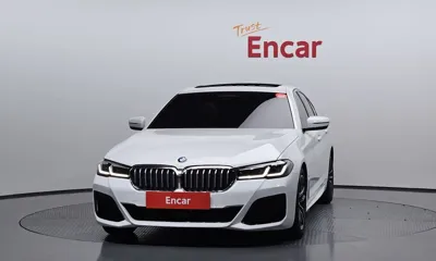 BMW 5-Series 2023, 36651 км, за 24878.56 USD
