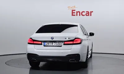 BMW 5-Series 2023, 36651 км, за 24878.56 USD