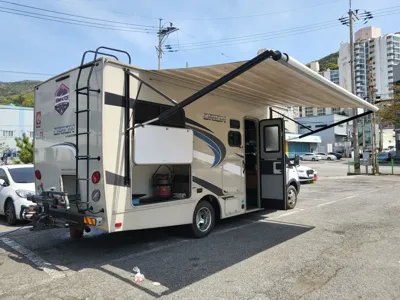 Ford Transit 2018, 19000 км, за 51857.69 USD