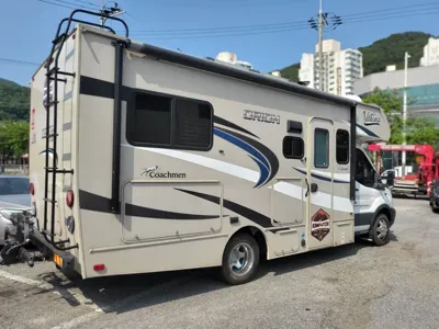 Ford Transit 2018, 19000 км, за 51857.69 USD