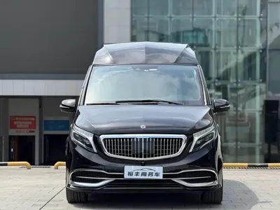 Mercedes-Benz V-Class 2023, 55000 км, за 58642.33 USD