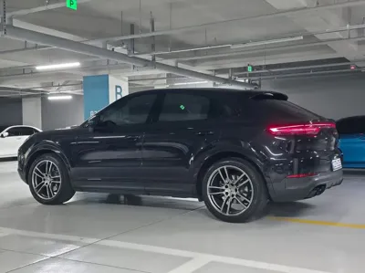Porsche Cayenne 2020, 94000 км, за 43324.14 USD