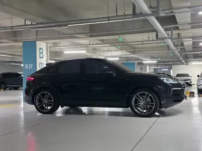 Porsche Cayenne 2020, 94000 км, за 43324.14 USD