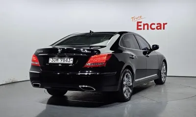 Hyundai Equus 2010, 182733 км, за 3112.58 USD