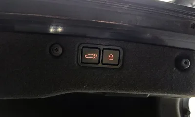 Hyundai Equus 2010, 182733 км, за 3112.58 USD - фото 20