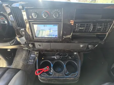 Chevrolet Express Van 2014, 112539 км, за 9142.33 USD - фото 13