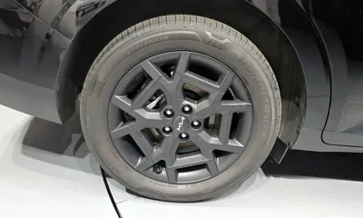 Kia Canival 2025, 28596 км, за 31811.11 USD