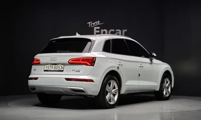 Audi Q5 2020, 52363 км, за 22144.38 USD