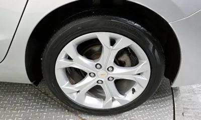 ChevroletGMDaewoo Cruze 2017, 150301 км, за 2824.49 USD