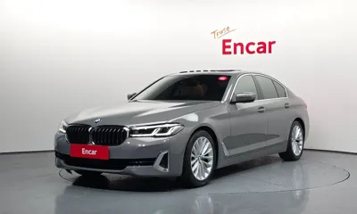BMW 5-Series · 2021 год