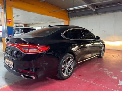 Hyundai Grandeur 2017, 210000 км, за 5288.21 USD