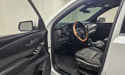 ChevroletGMDaewoo Traverse 2022, 33945 км, за 24172.17 USD - фото 10