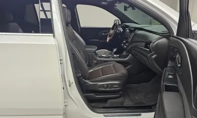 ChevroletGMDaewoo Traverse 2022, 33945 км, за 24172.17 USD - фото 11