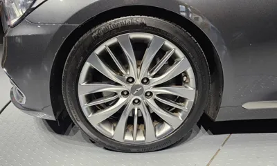 Genesis G80 2017, 136584 км, за 10703.67 USD