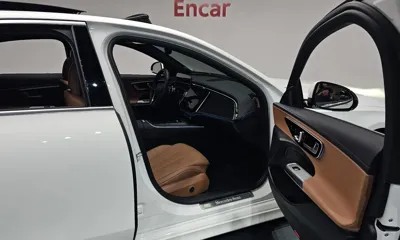 Mercedes-Benz E-Class 2025, 7036 км, за 41026.65 USD - фото 26