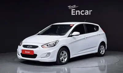Hyundai Accent · 2012 год