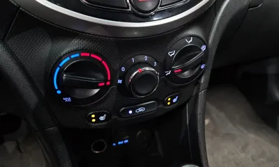 Hyundai Accent 2012, 118024 км, за 2636.27 USD - фото 18