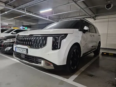 Kia Canival · 2025 год