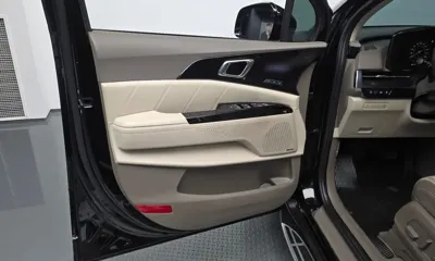 Kia Canival 2021, 50118 км, за 21777.28 USD - фото 24