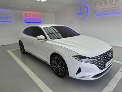 Hyundai Grandeur 2020, 163678 км, за 11832.37 USD