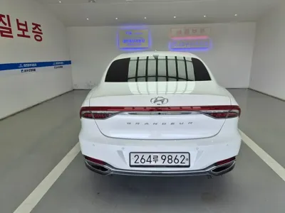 Hyundai Grandeur 2020, 163678 км, за 11832.37 USD