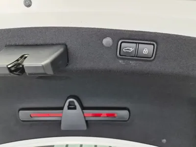 Hyundai Grandeur 2020, 163678 км, за 11832.37 USD - фото 8
