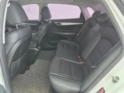 Hyundai Grandeur 2020, 163678 км, за 11832.37 USD - фото 9