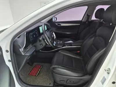 Hyundai Grandeur 2020, 163678 км, за 11832.37 USD - фото 11