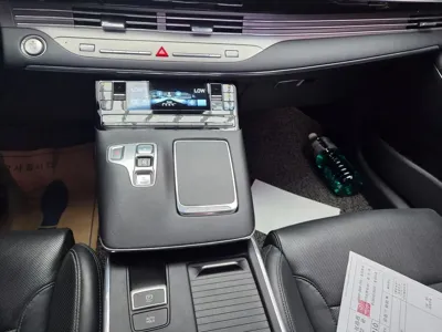 Hyundai Grandeur 2020, 163678 км, за 11832.37 USD - фото 18