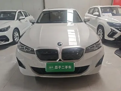 BMW i3 2023, 83699 км, за 19157.96 USD