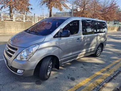 Hyundai Starex 2018, 108904 км, за 8205.33 USD