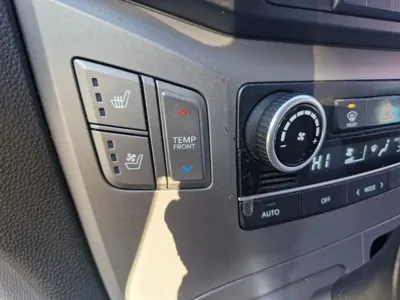 Hyundai Starex 2018, 108904 км, за 8131.68 USD - фото 12