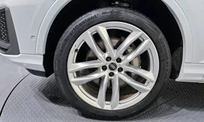 Audi Q7 2023, 57617 км, за 41628.69 USD