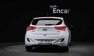 Hyundai i30 2014, 150974 км, за 3479.06 USD
