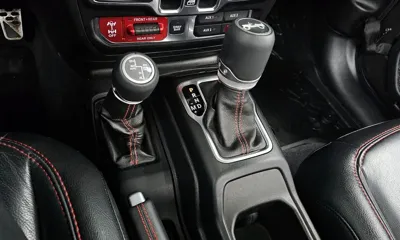 Jeep Wrangler 2019, 47975 км, за 36111.28 USD - фото 9