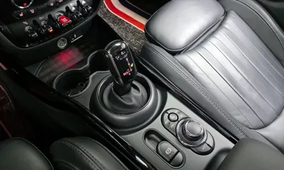 MINI Clubman 2023, 34250 км, за 23116.48 USD - фото 9