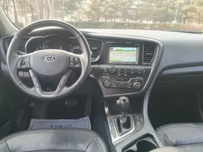 Kia K5 2011, 90953 км, за 2931.6 USD - фото 17