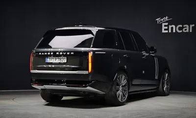 Land Rover Range Rover 2024, 21225 км, за 130095.79 USD