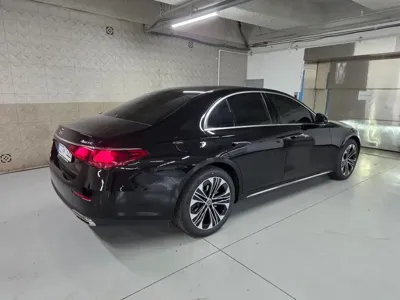Mercedes-Benz E-Class 2026, 420 км, за 30230.32 USD
