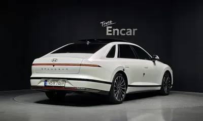 Hyundai Grandeur 2023, 35794 км, за 28159.72 USD
