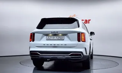 Kia Sorento 2022, 136306 км, за 12414.6 USD