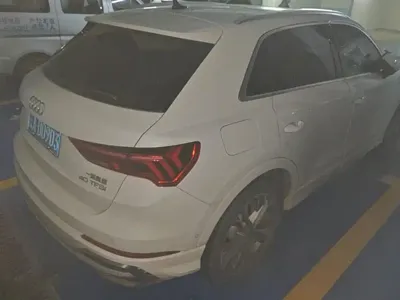 Audi Q3 2021, 60599 км, за 17854.66 USD