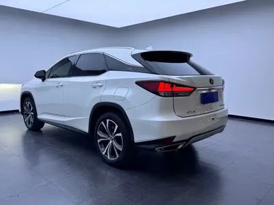 Lexus RX 2022, 63000 км, за 35157.56 USD