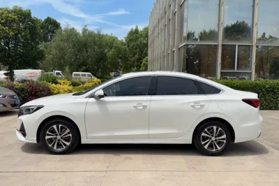 Changan Eado 2023, 36200 км, за 8867 USD - фото 16